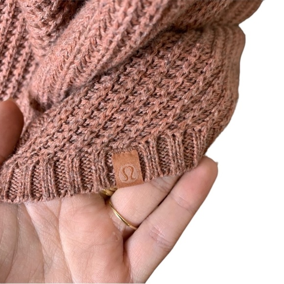 LULULEMON "What The Heart Wants" Pink Knit V-Neck Sweater Long Sleeve Size M - Picture 3 of 5